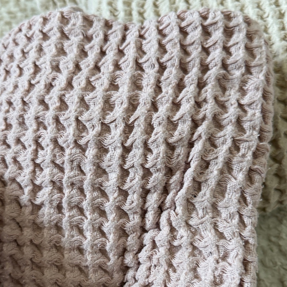 Waffle Knit Throw Blanket Set in Pink and Beige - Picture 5 of 8